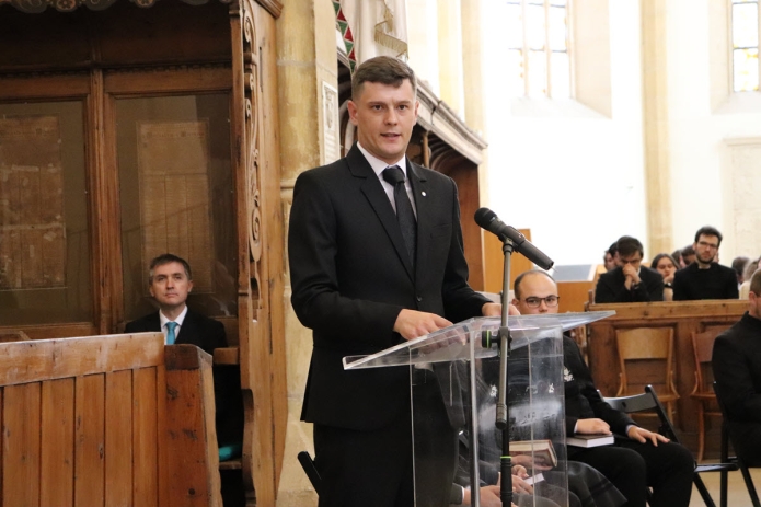 Hideg Ferenc József a végzős évfolyam nevében köszön el