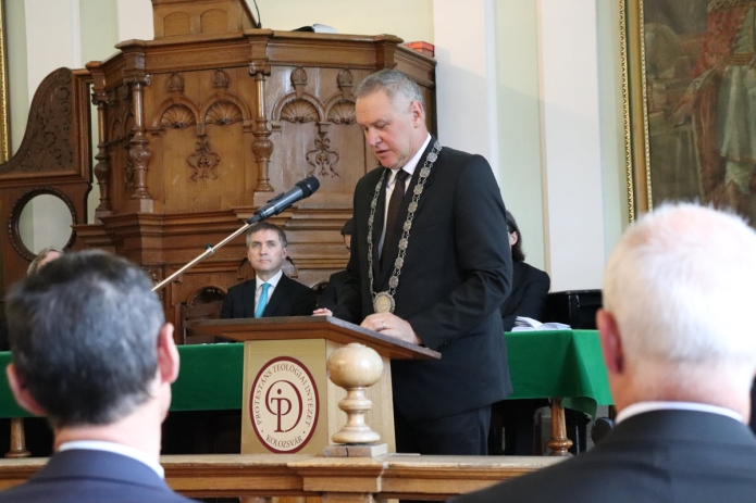 Kovács Sándor évértékelő beszédet mond